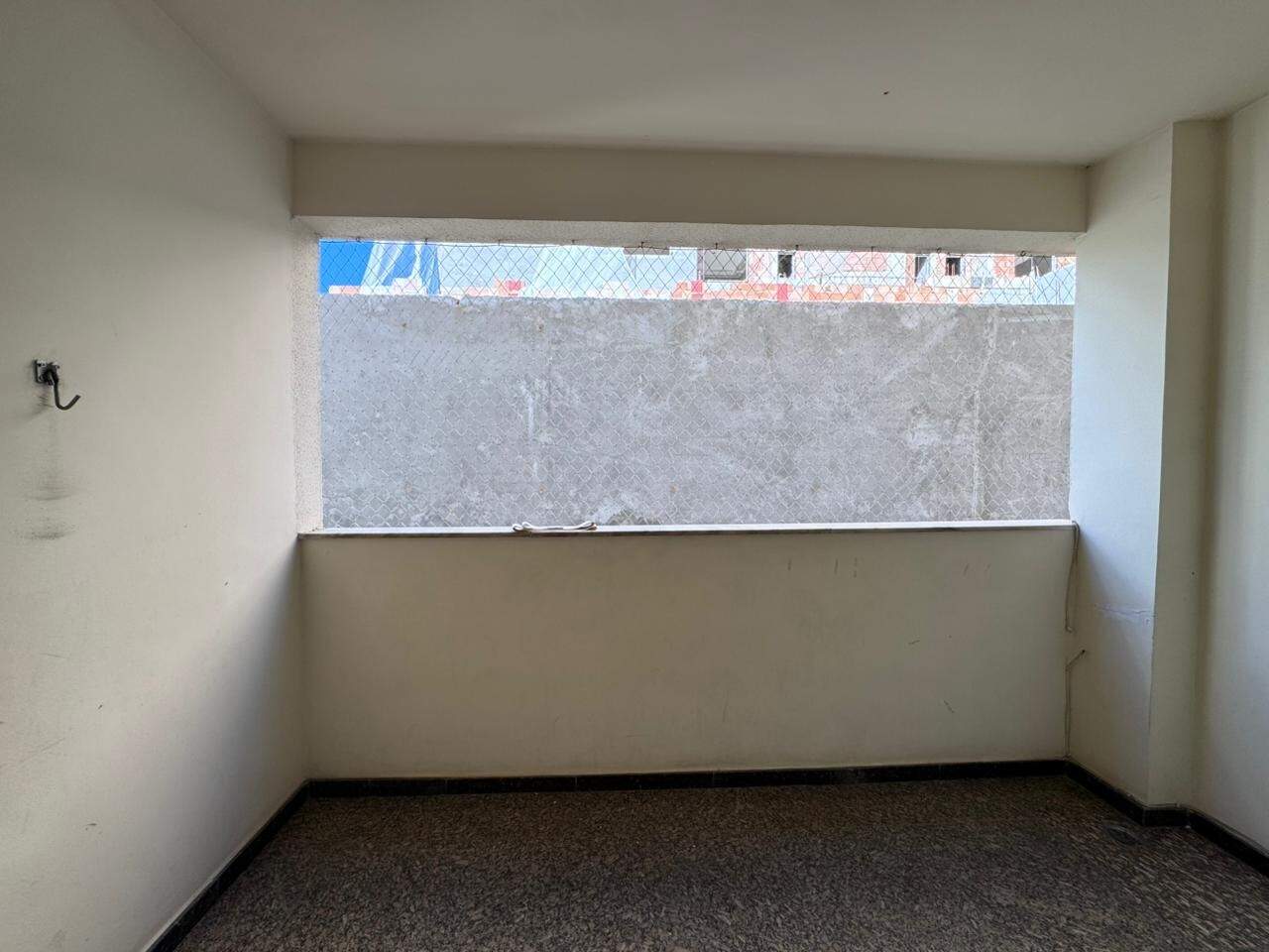 Apartamento para aluguel no Castelo: 