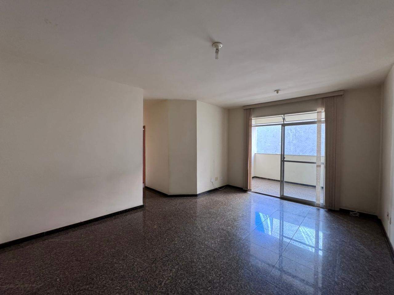 Apartamento para aluguel no Castelo: 
