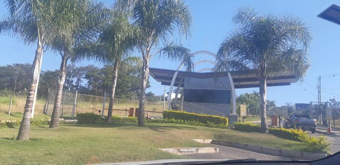 Lotes em condomínio à venda no Portal Do Sol: 