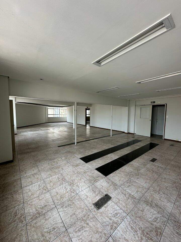 Sala Comercial para aluguel no Centro: 