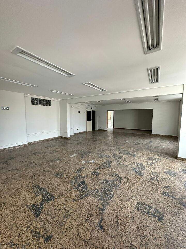 Sala Comercial para aluguel no Centro: 