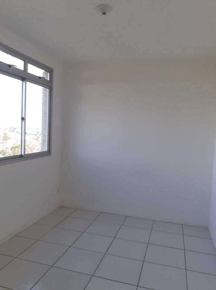 Apartamento para aluguel no Candelária: 