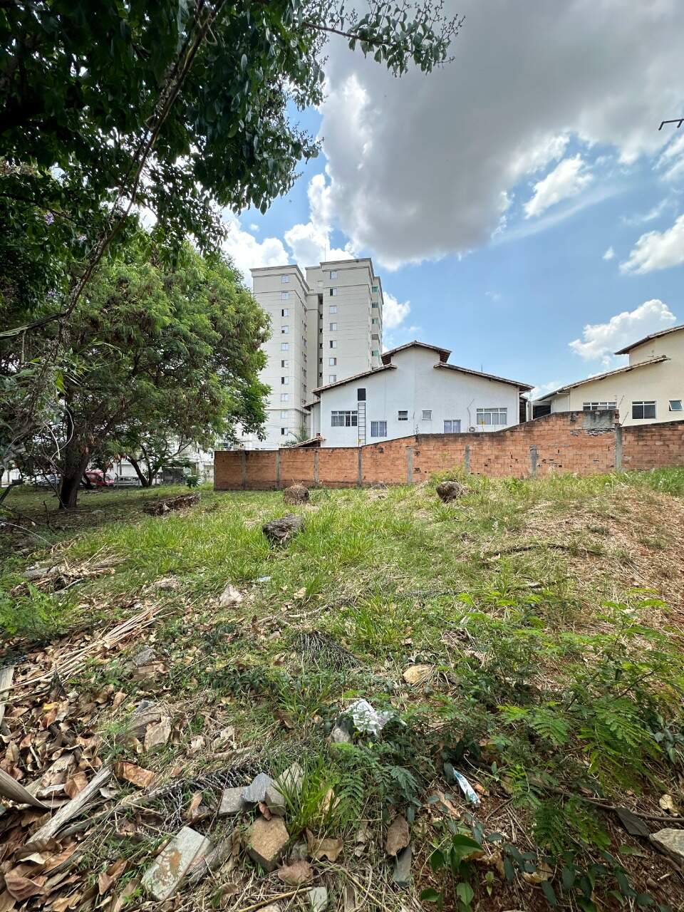 Terreno para aluguel no Castelo: 