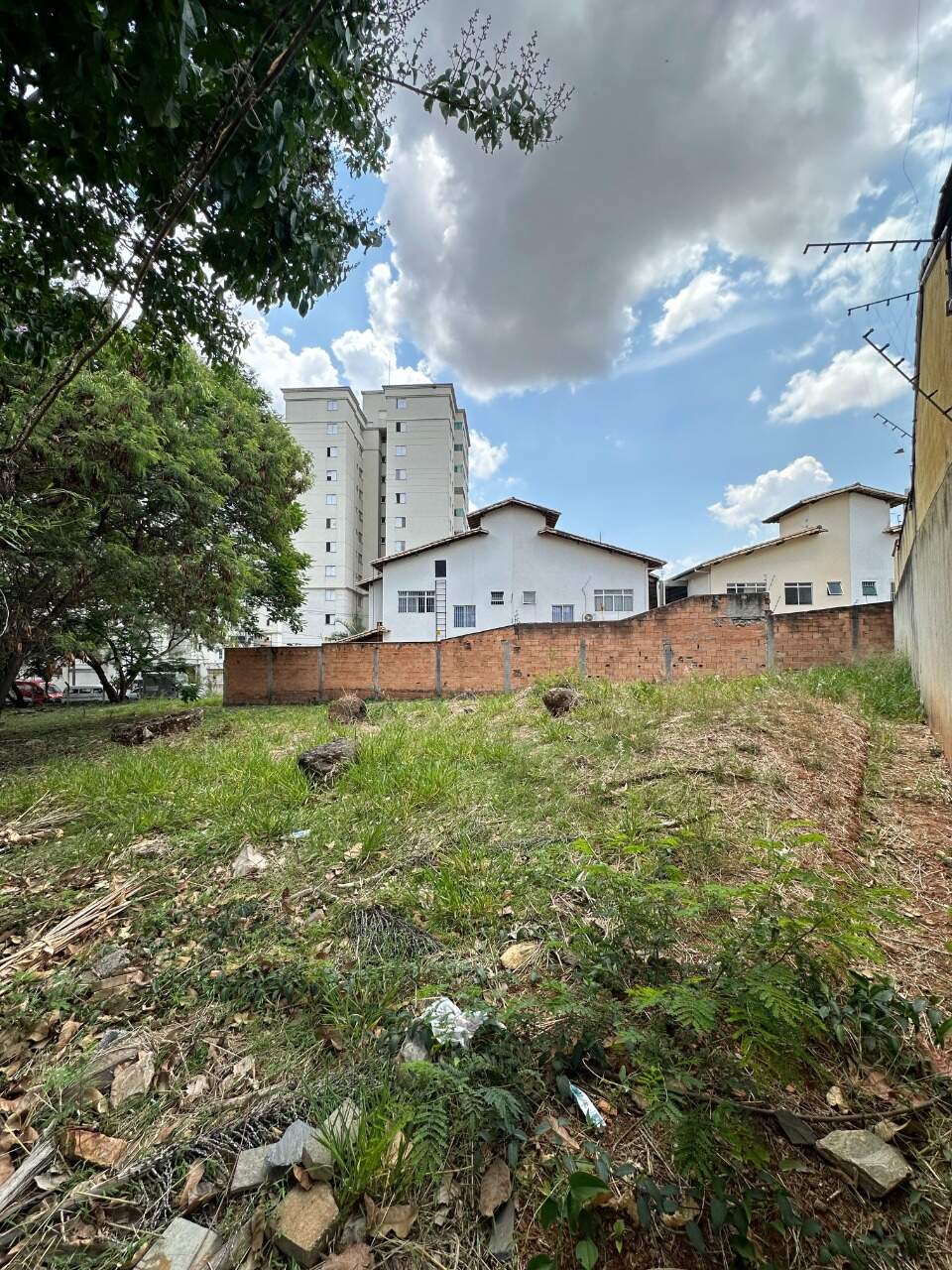 Terreno para aluguel no Castelo: 