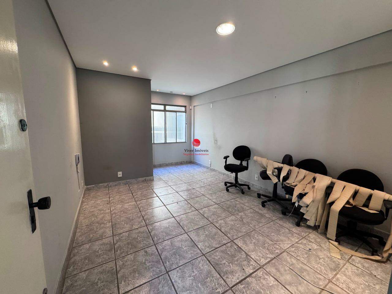 Sala Comercial para aluguel no Ouro Preto: 