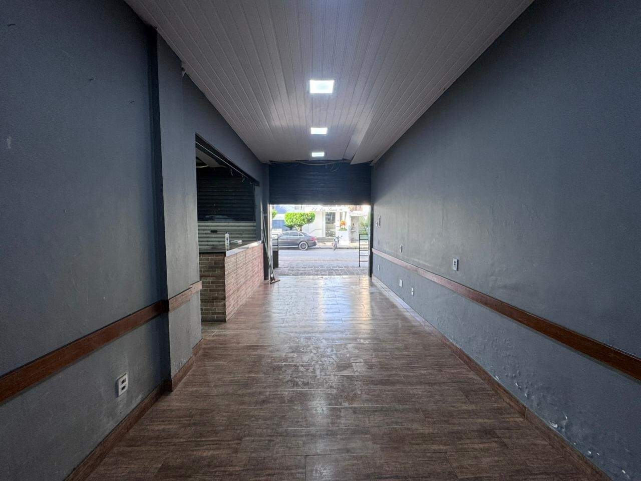 Loja para aluguel no Dona Clara: 