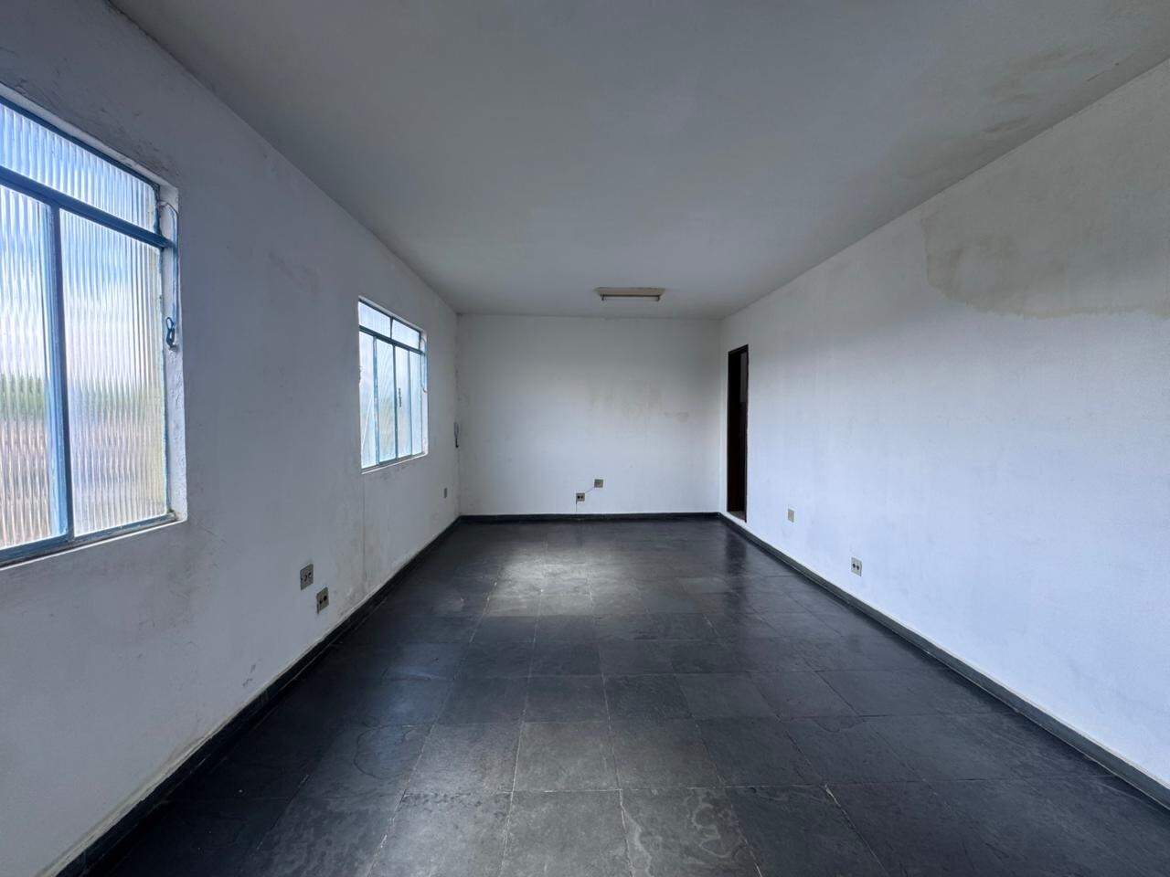 Sala Comercial para aluguel no Inconfidência: 