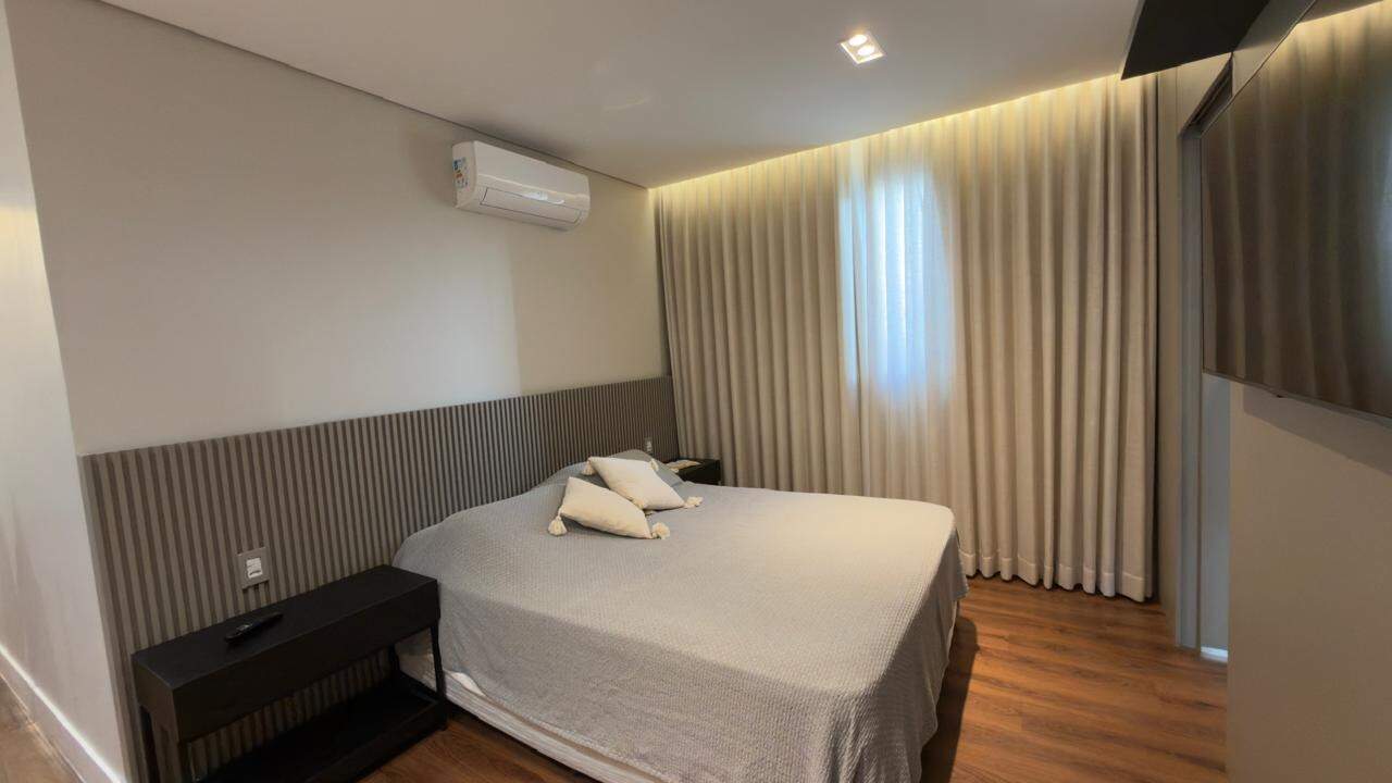 Casa em Condomínio para aluguel no Portal Do Sol: 