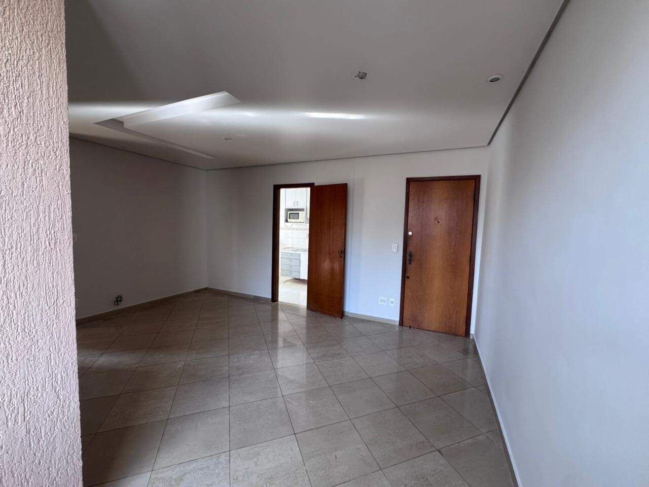 Apartamento para aluguel no Castelo: 