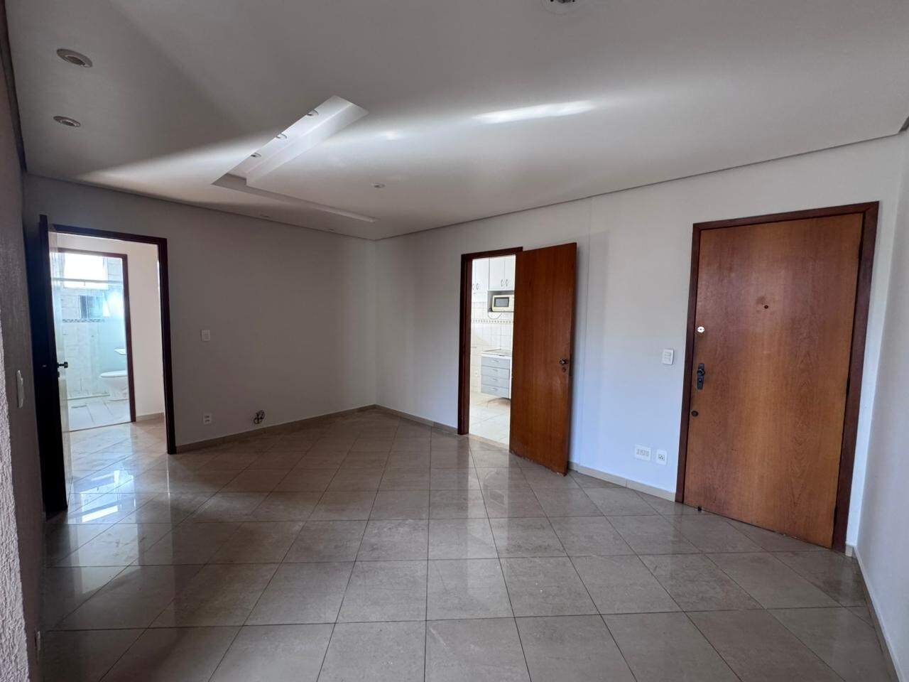 Apartamento para aluguel no Castelo: 