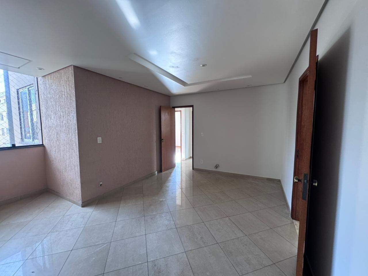 Apartamento para aluguel no Castelo: 