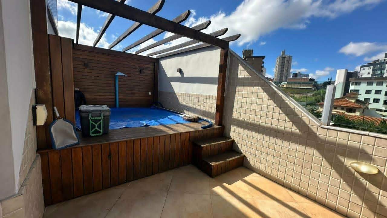 Cobertura para aluguel no Castelo: 