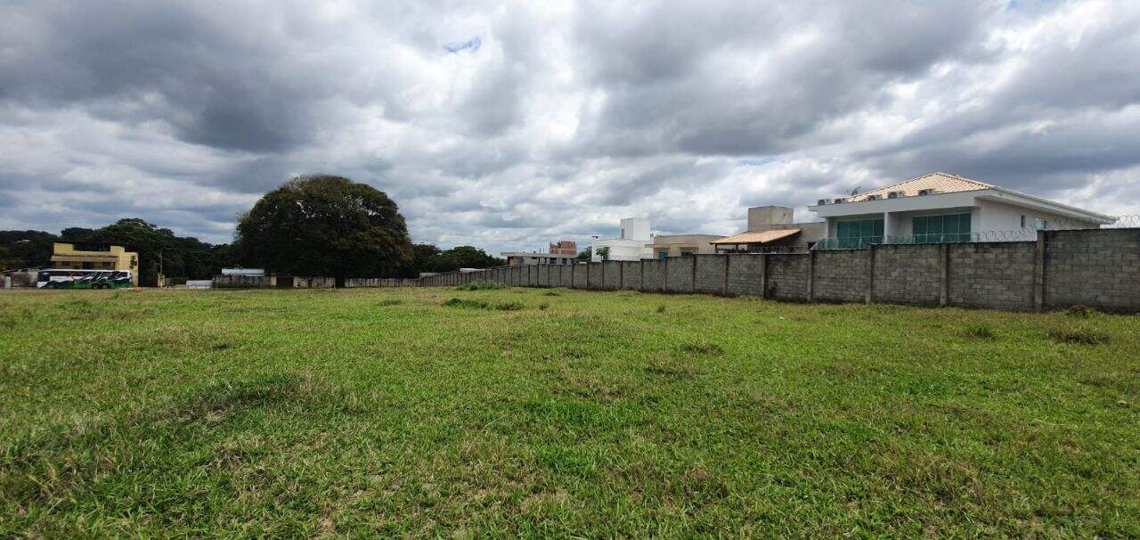 Terreno à venda no Chácara Cotia: 