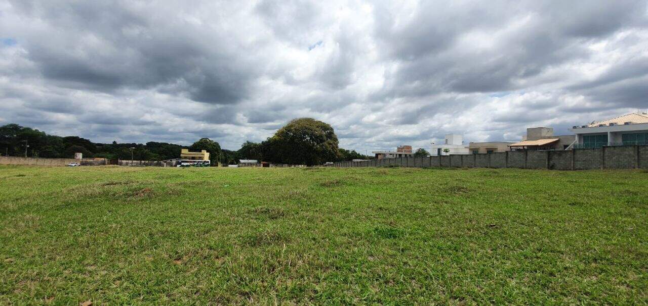 Terreno à venda no Chácara Cotia: 