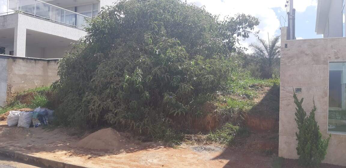 Lotes em condomínio à venda no Portal Do Sol: 