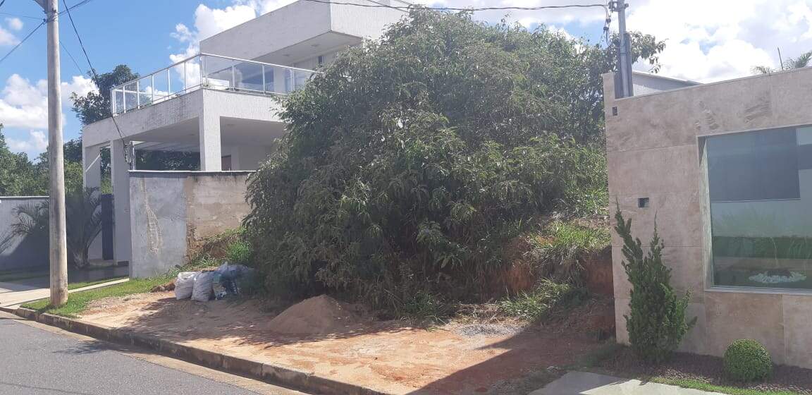 Lotes em condomínio à venda no Portal Do Sol: 