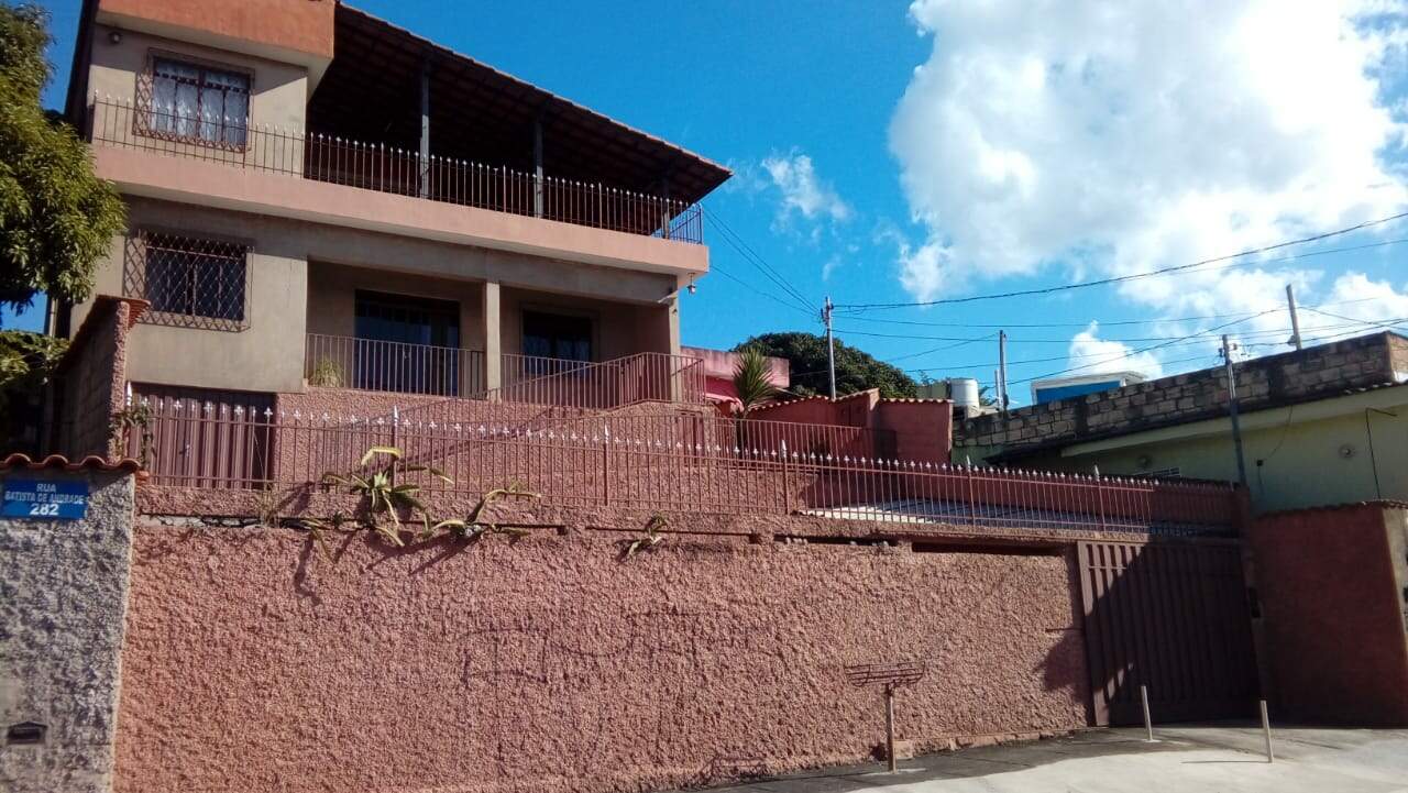 Casa à venda no Inconfidência: 