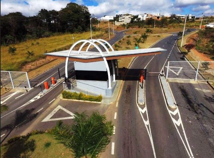 Lotes em condomínio à venda no Portal Do Sol: 