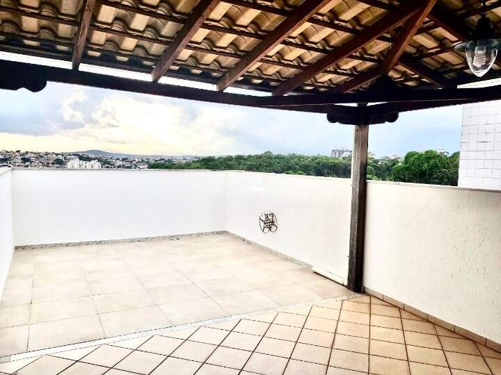 Cobertura à venda no Castelo: 2