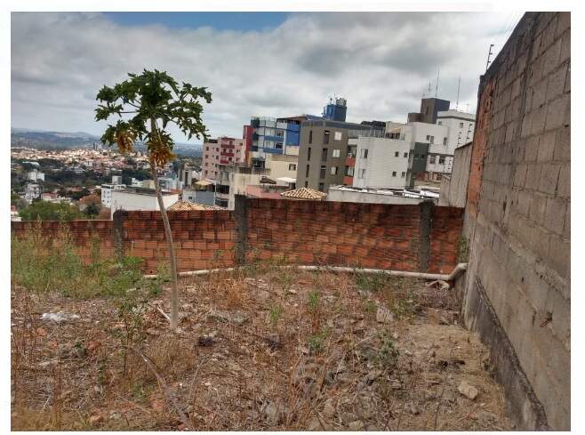 Terreno à venda no Ouro Preto: 