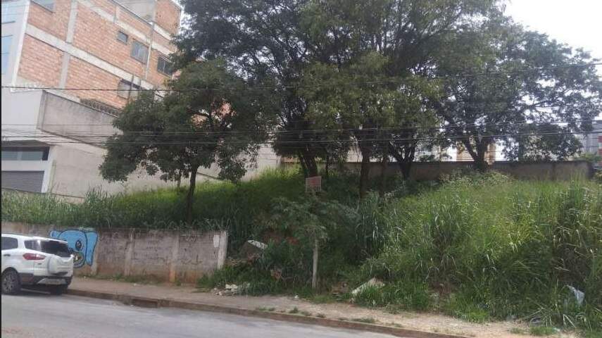 Terreno à venda no Manacás: 