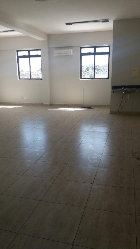 Salas/Conjuntos à venda no Jardim Paquetá: 