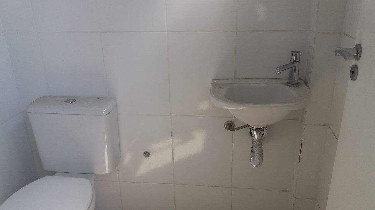 Salas/Conjuntos à venda no Jardim Paquetá: 