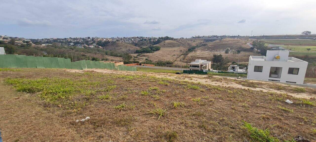 Terreno à venda no Alphaville: 