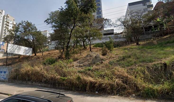 Terreno à venda no Castelo: 