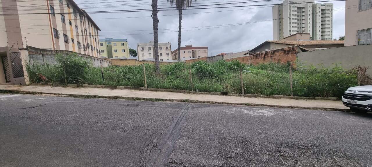 Terreno à venda no Serrano: 