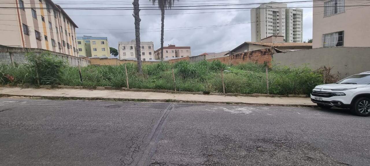 Terreno à venda no Serrano: 