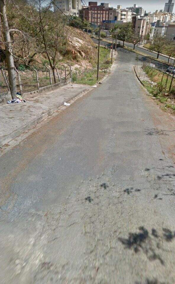 Terreno à venda no Manacás: 