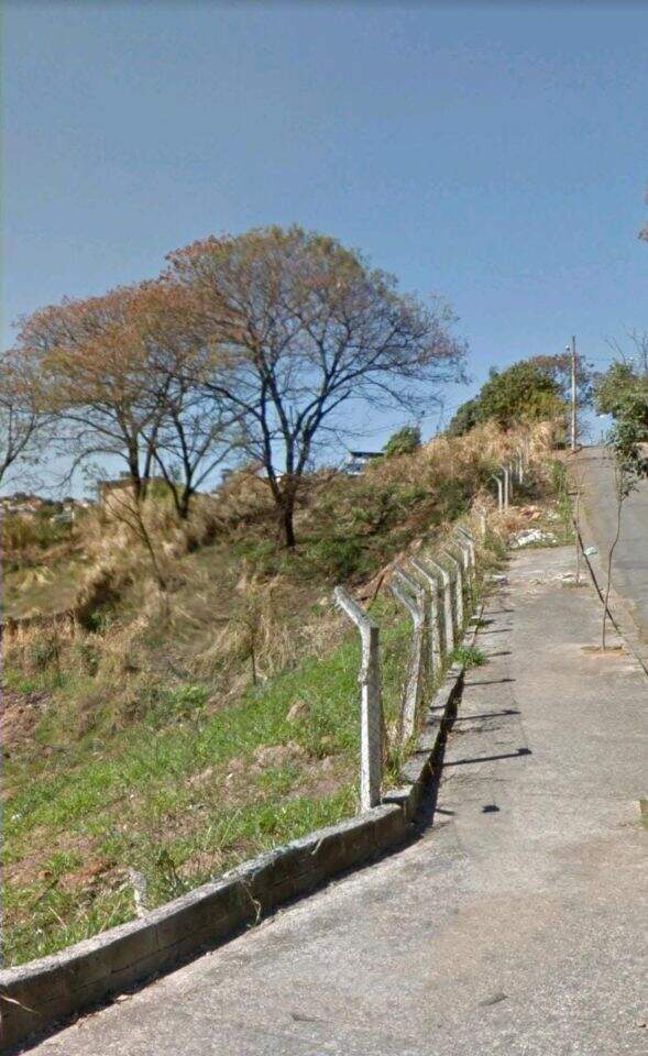 Terreno à venda no Manacás: 