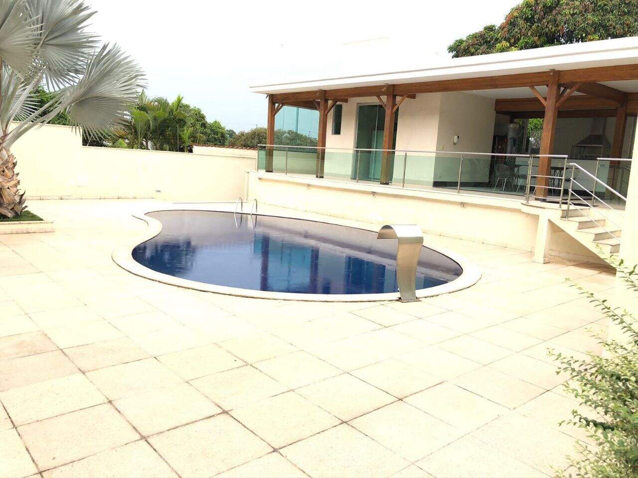 Casa à venda no Bandeirantes: 