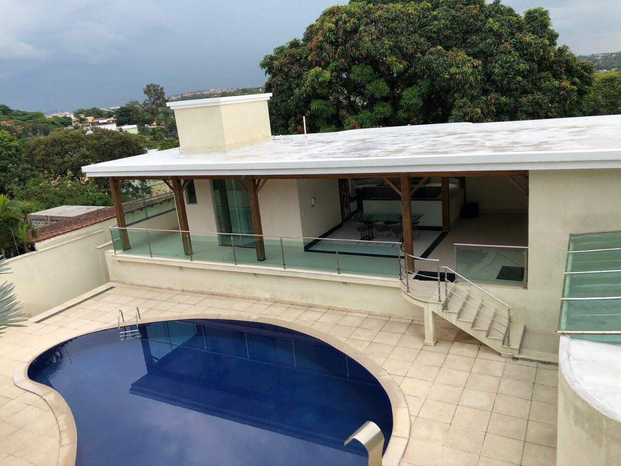 Casa à venda no Bandeirantes: 