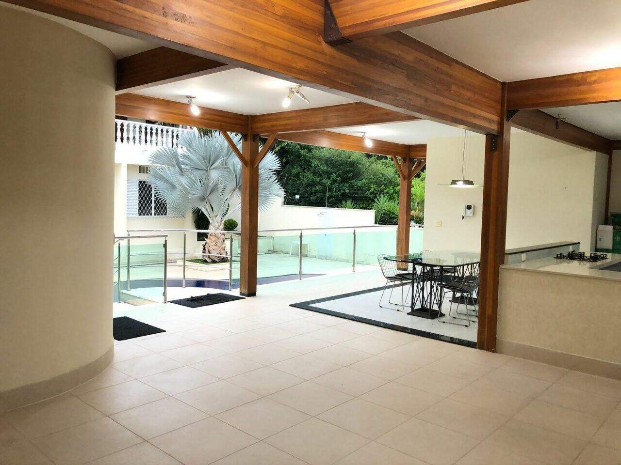 Casa à venda no Bandeirantes: 