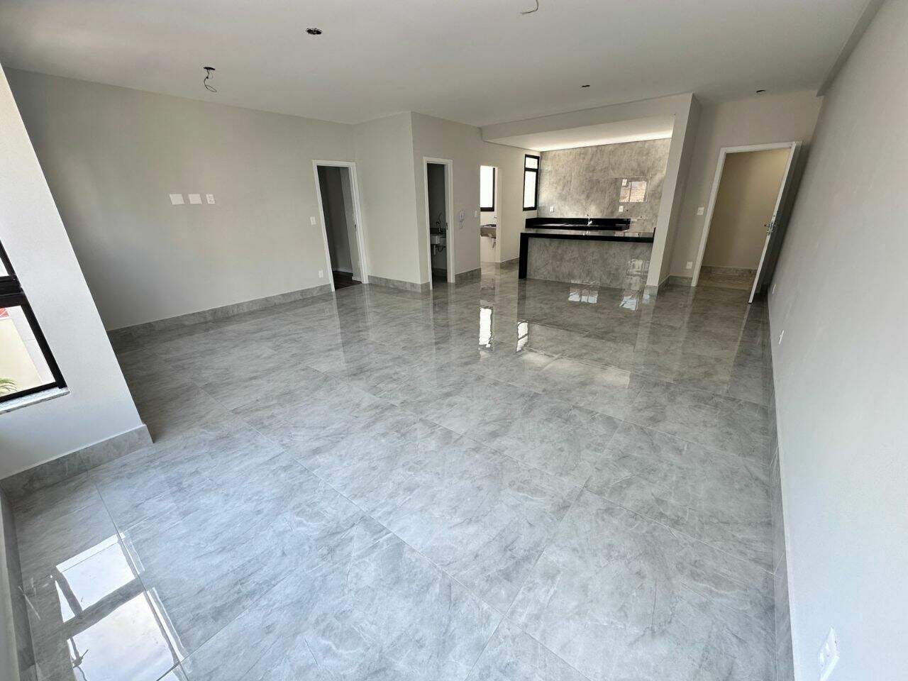Apartamento à venda no Castelo: 
