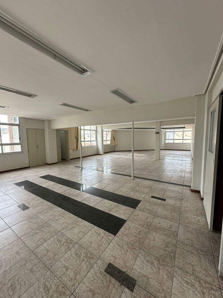 Sala Comercial à venda no Centro: 