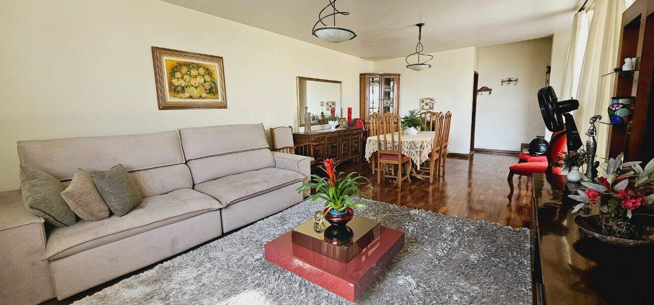 Casa à venda no Jardim Paquetá: 