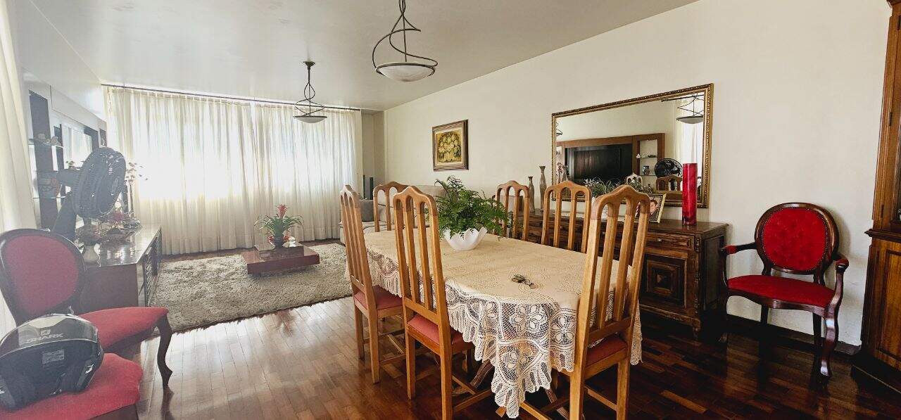 Casa à venda no Jardim Paquetá: 