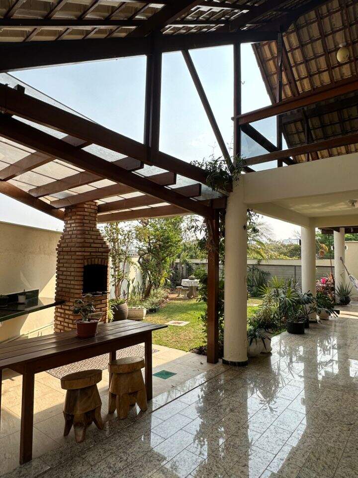 Casa em Condomínio à venda no Paquetá: 