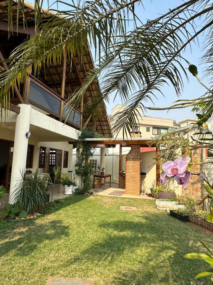 Casa em Condomínio à venda no Paquetá: 