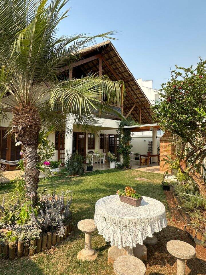 Casa em Condomínio à venda no Paquetá: 