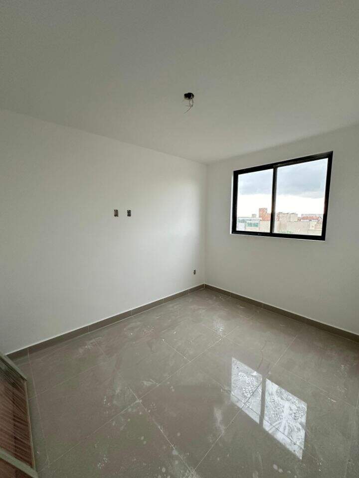 Apartamento à venda no Serrano: 