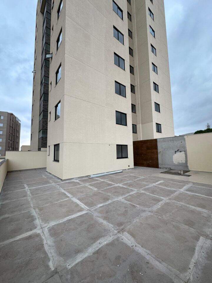 Apartamento à venda no Serrano: 