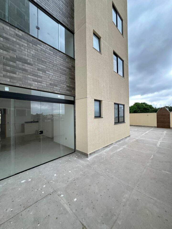 Apartamento à venda no Serrano: 