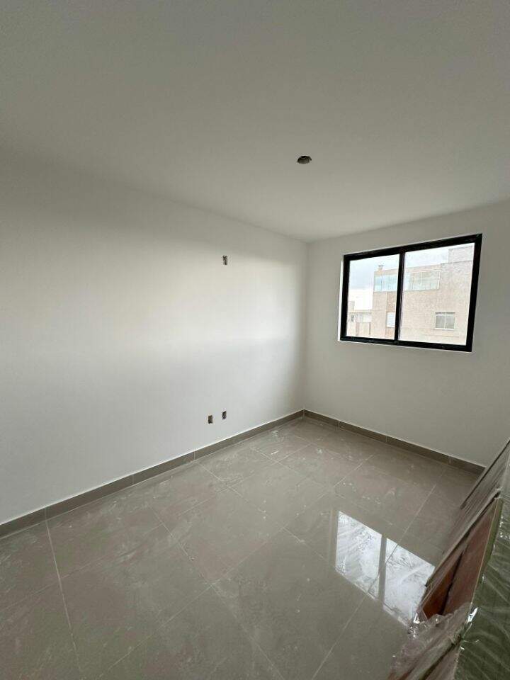 Apartamento à venda no Serrano: 
