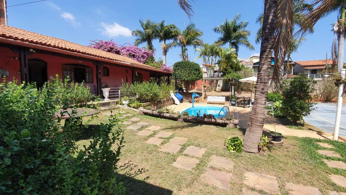 Casa à venda no Tijuco: 