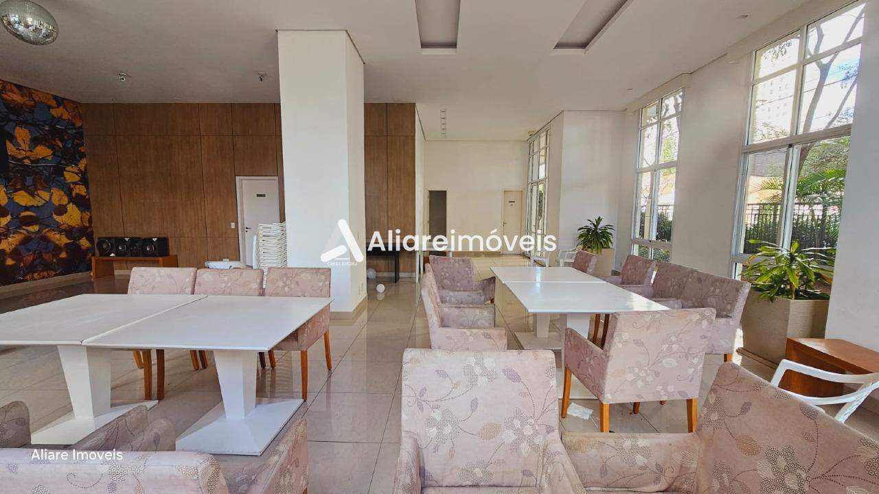 Apartamento à venda com 2 quartos, 77m² - Foto 40