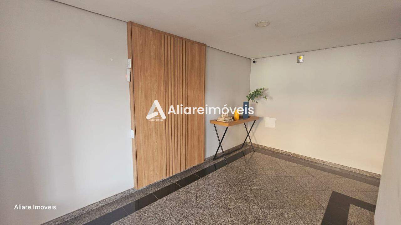 Apartamento para alugar com 2 quartos, 60m² - Foto 32